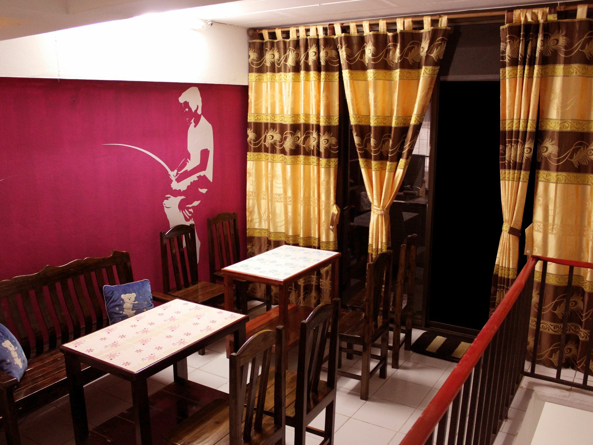 Walkinn Guesthouse 1 チエンマイ エクステリア 写真