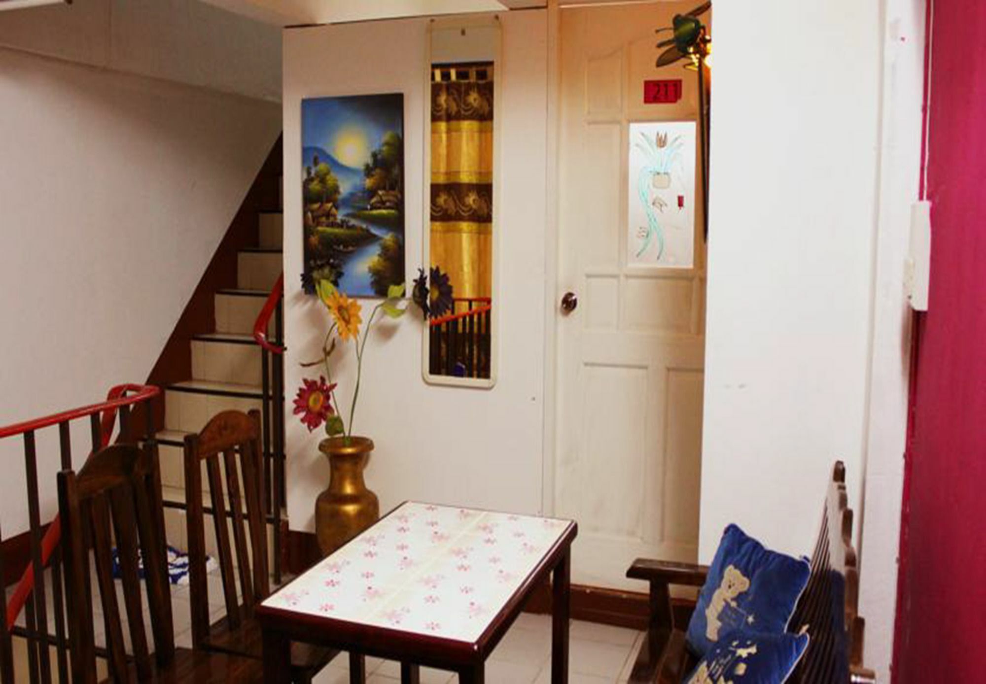 Walkinn Guesthouse 1 チエンマイ エクステリア 写真